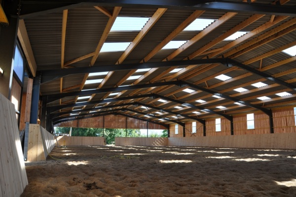 MANEGE EQUESTRE CHARPENTE BOIS LE POULIGUEN