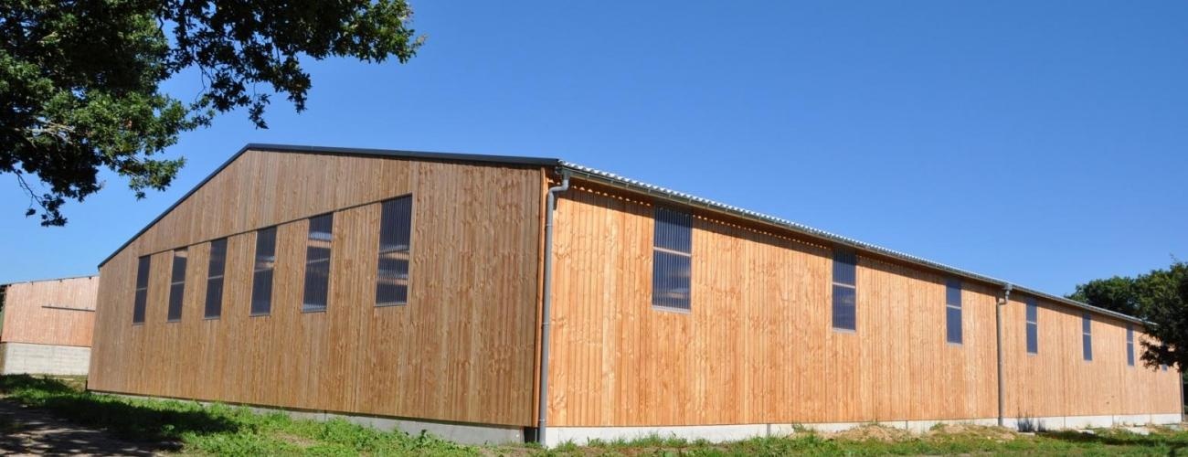PREFAKIT | Construction de bâtiment équestre et manège – Mayenne, Loire Atlantique, Maine et Loire